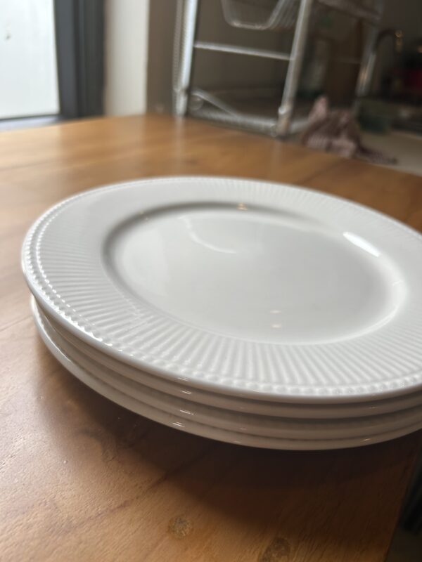 Wedgwood Edme Style Dinner Plates